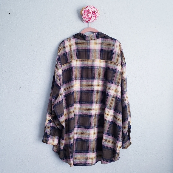 Old Navy Long-Sleeve Plaid Flannel Boyfriend Tunic Shirt - Picture 6 of 6